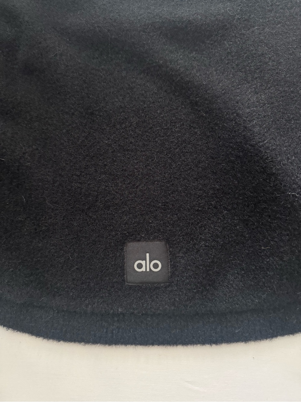 Alo Yoga snuggle up sweater shawl - Picture 5 of 5